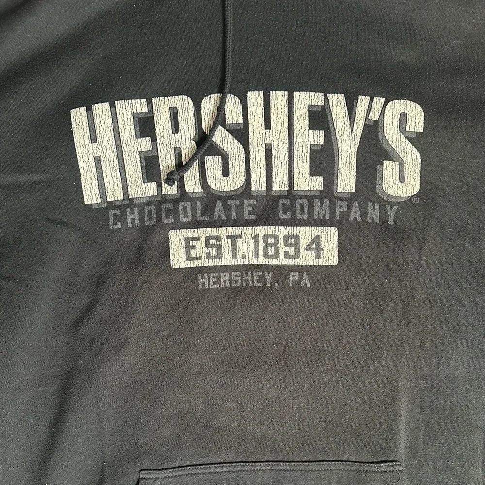 🍫 “Sweet Street Style” Hershey’s Navy Hoodie – XXL 🍫 - Picture 3 of 5